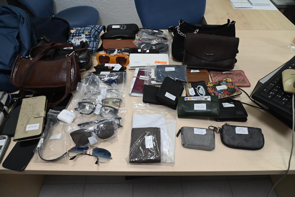 Gafas, carteras y bolsos perdidos en Magdalena.