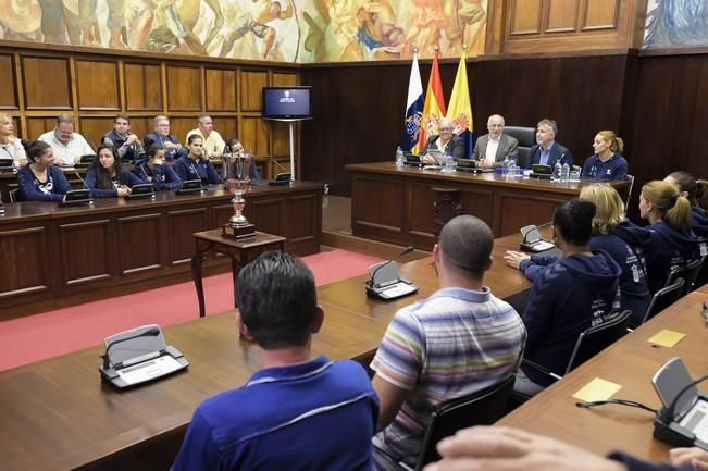 El equipo Rocasa Remudas de balonmano es ...