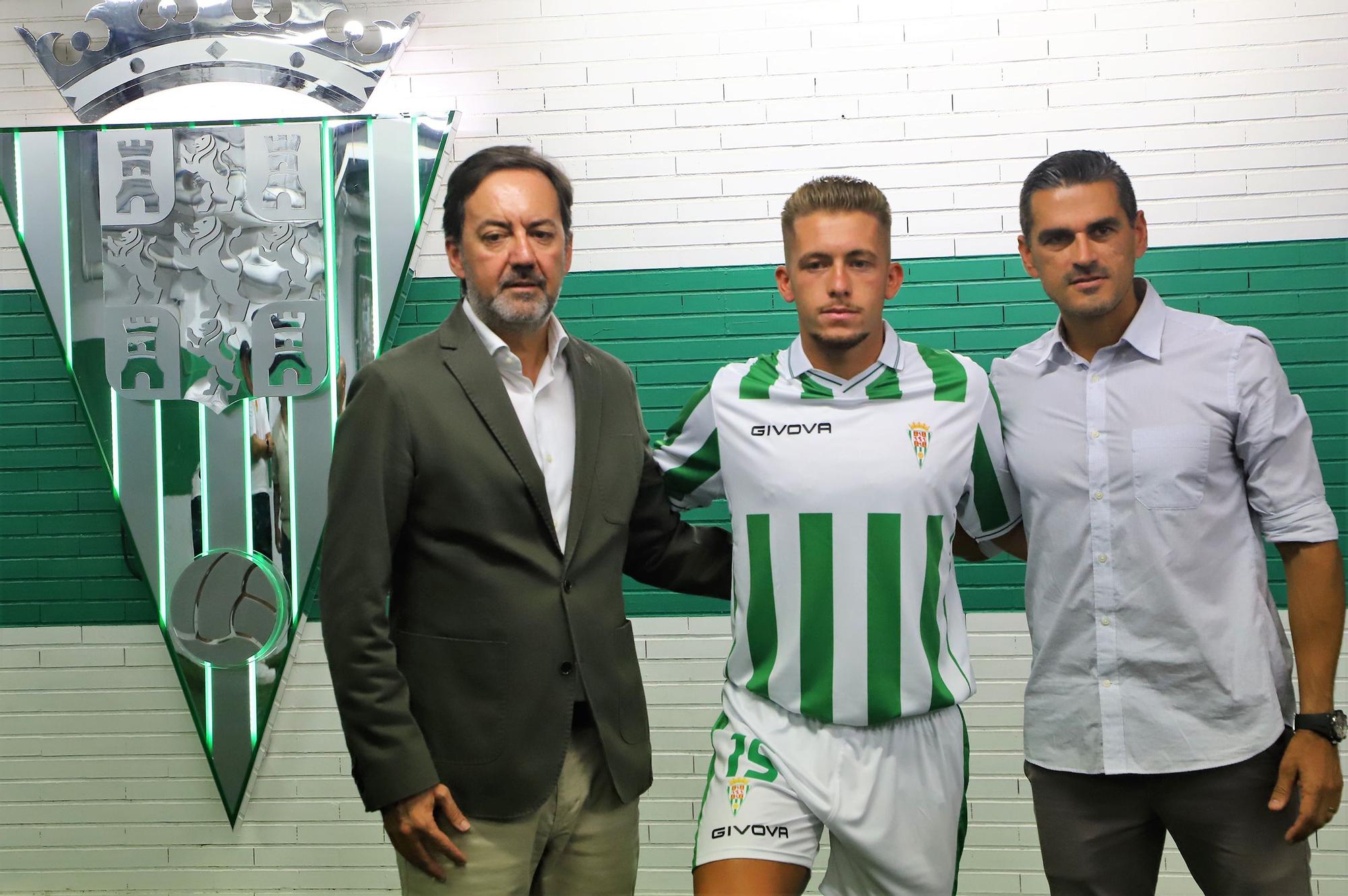 Isma Ruiz presentado como nuevo jugador del Córdoba CF