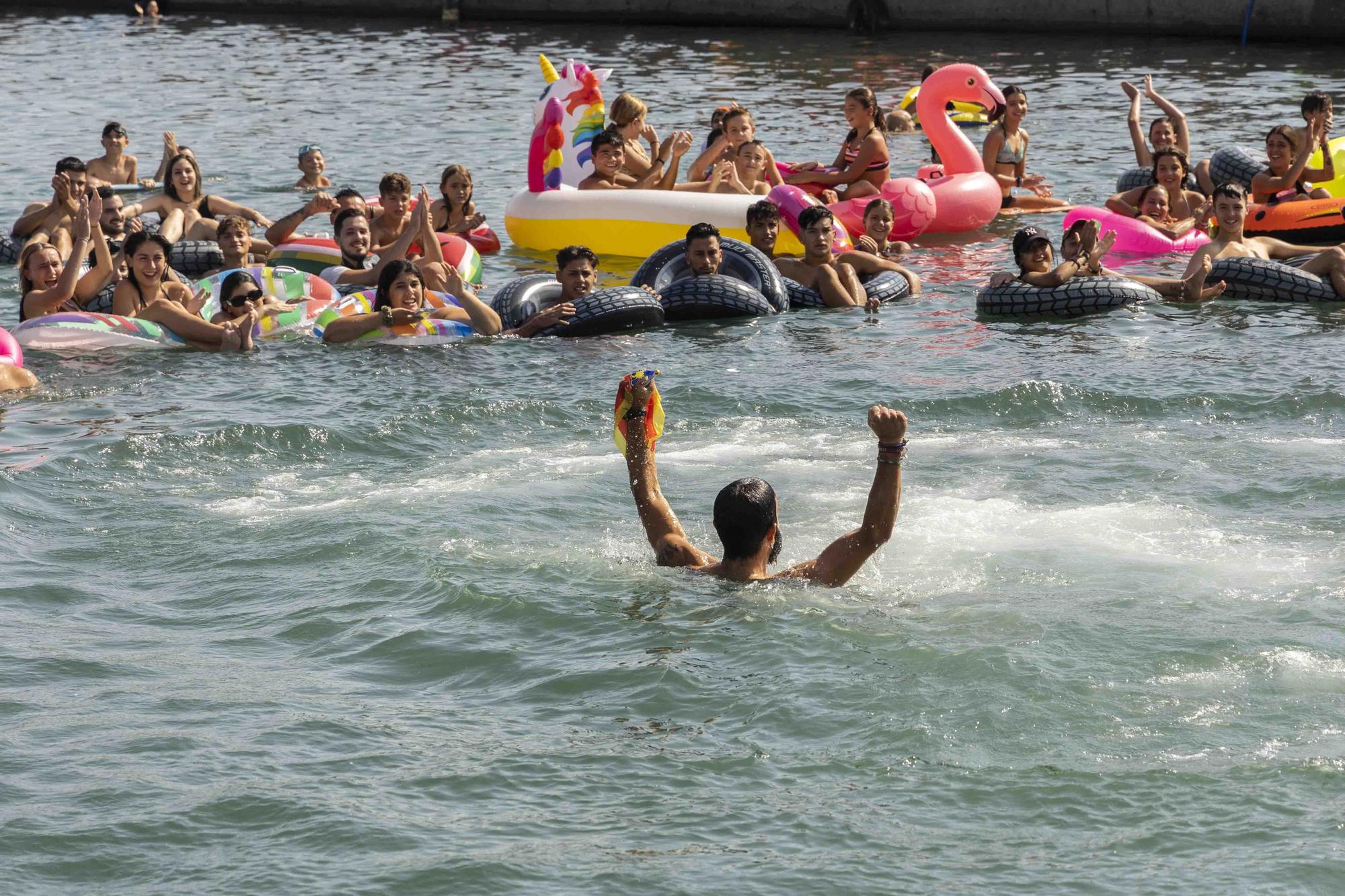 Las cucañas de Port de Sagunt: el palo engrasado