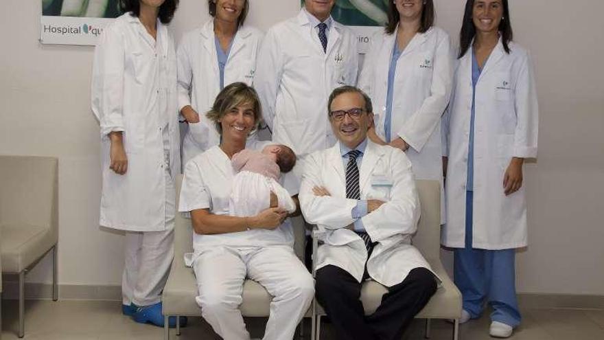 Un hospital gallego logra que una niña nazca sin el gen más severo del cáncer de mama