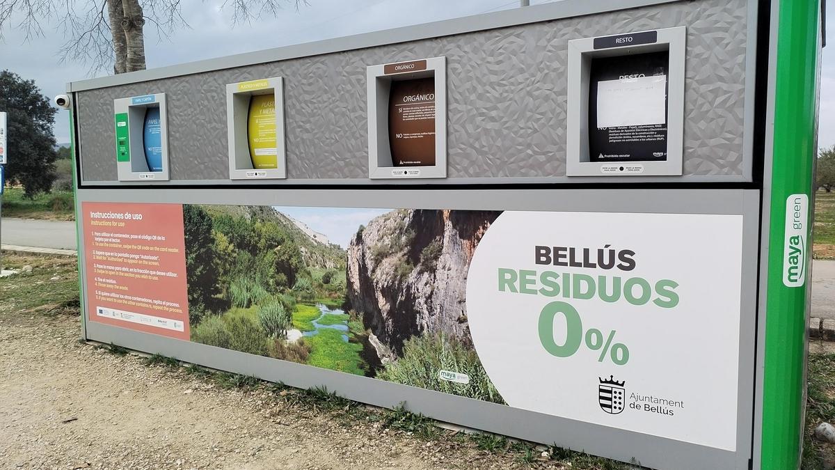 Contenedor en Bellús