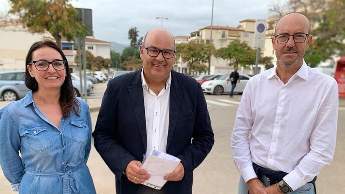 Jesús Lupiáñez propone cuatro nuevo aparcamientos en Vélez y Torre del Mar.