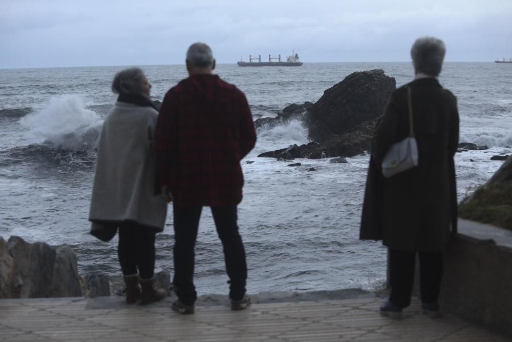 Oleaje en Salinas.