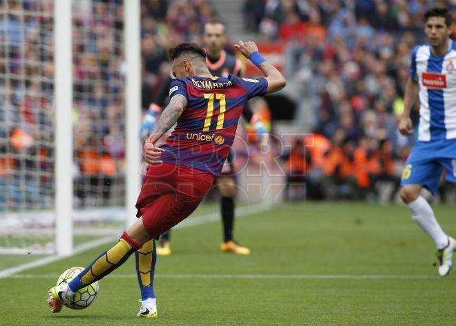 Neymar azulgrana en acción