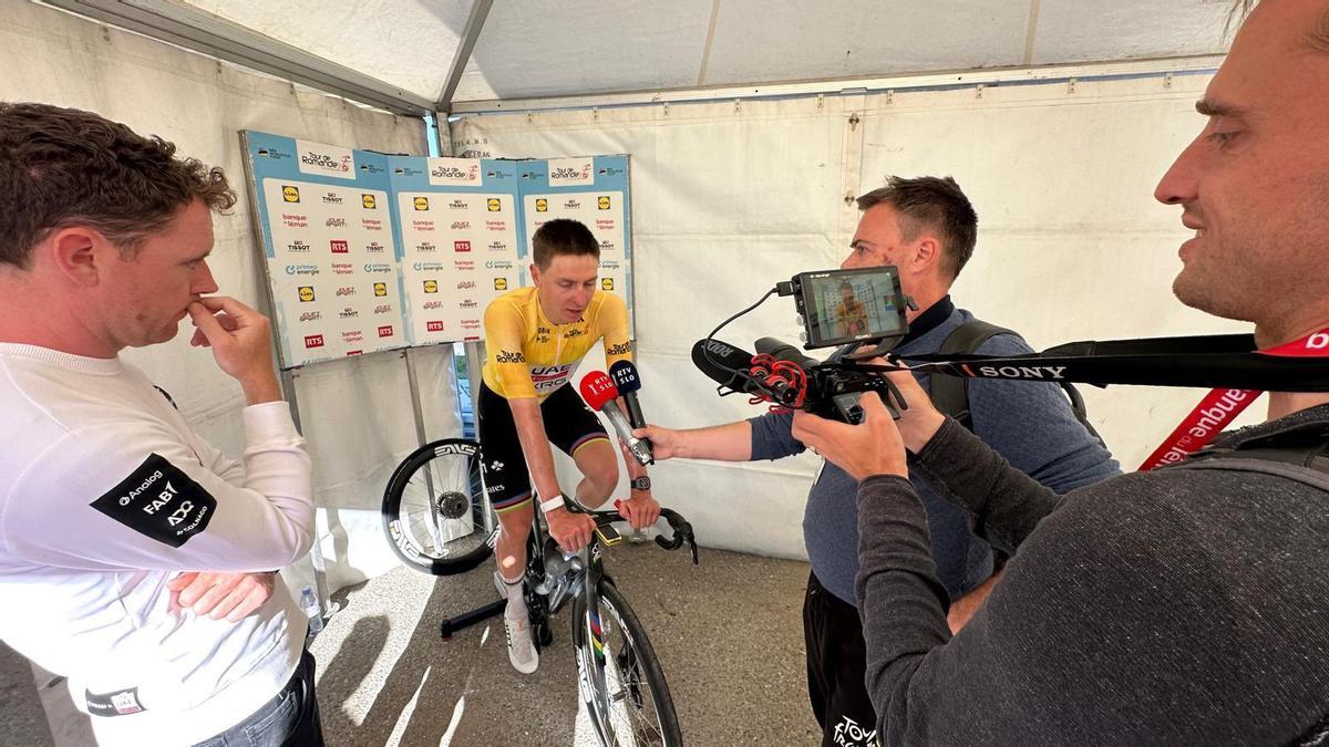 Tadej Pogacar tras el triunfo de este jueves al esprint en la segunda etapa del Tour de Romandía, donde es líder desde el miércoles.