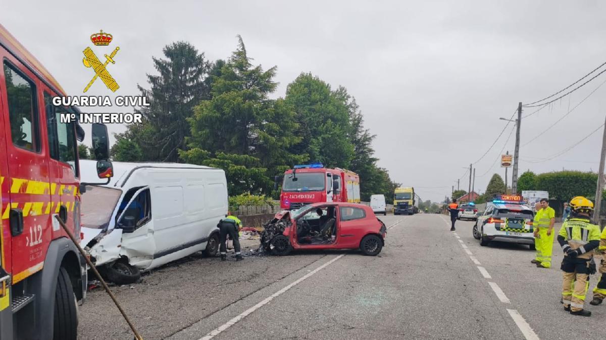 Accidente esta mañana en Tomiño con tres heridos.