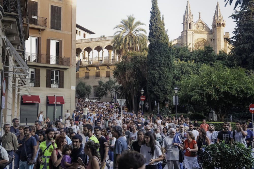 Manifestación contra la masificación turística