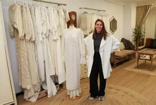 Los viejos oficios: Ana Prados, artesana modista