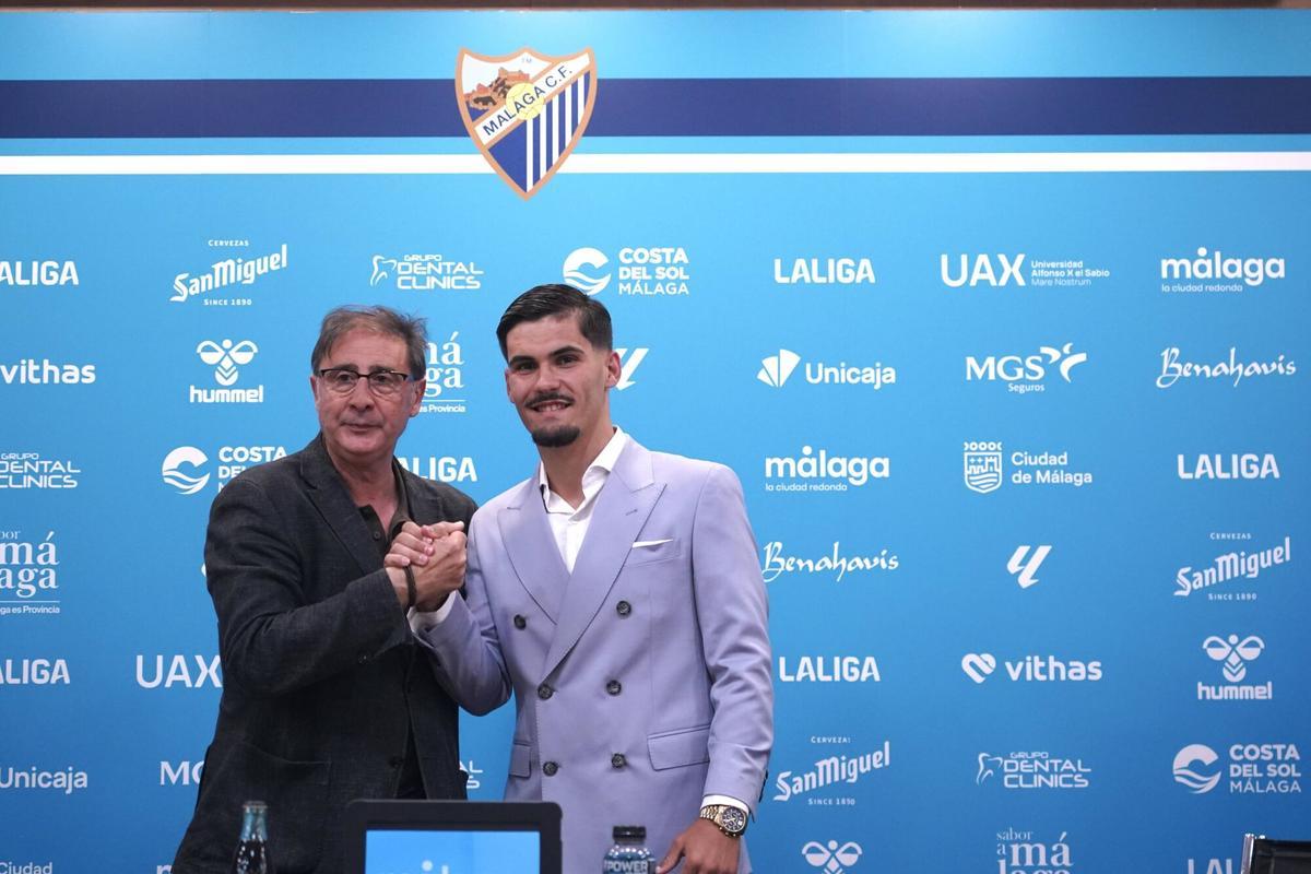 Renovación del jugador Carlos Ruiz Rubio, “Chupete” hasta 2029 por el Málaga CF