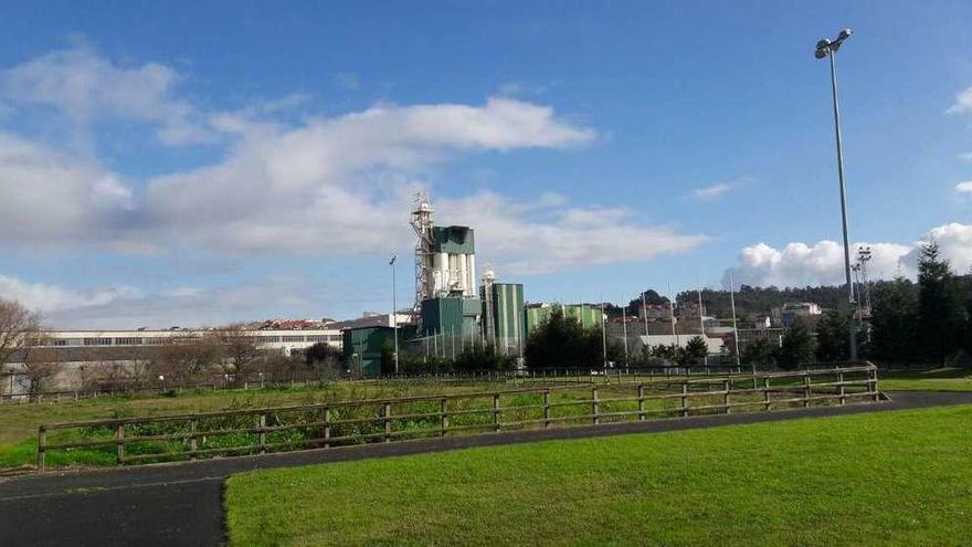 Parcela sin uso en Arteixo en la zona de Ponte dos Brozos.