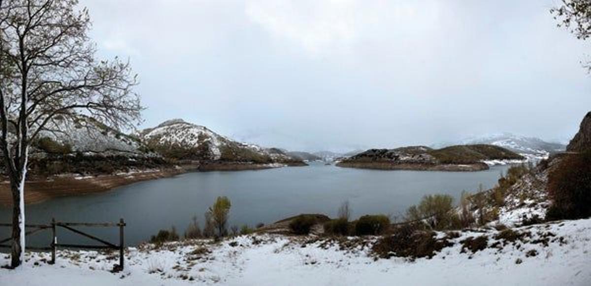 Embalse de Porma.