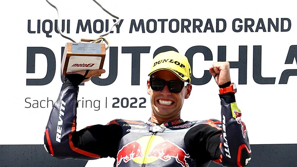 Augusto Fernández celebra su victoria en el Gran Premio de Alemania.