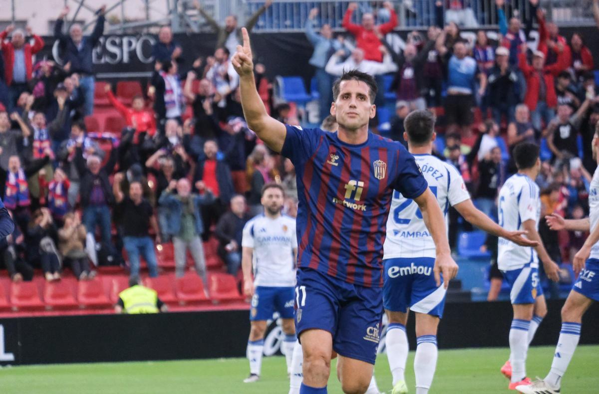 Las mejores imágenes del CD Eldense - Rela Zaragoza (2-3)