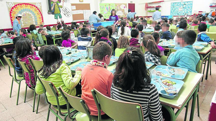 Un comedor escolar de un centro de Primaria de Elche, en imagen de archivo.