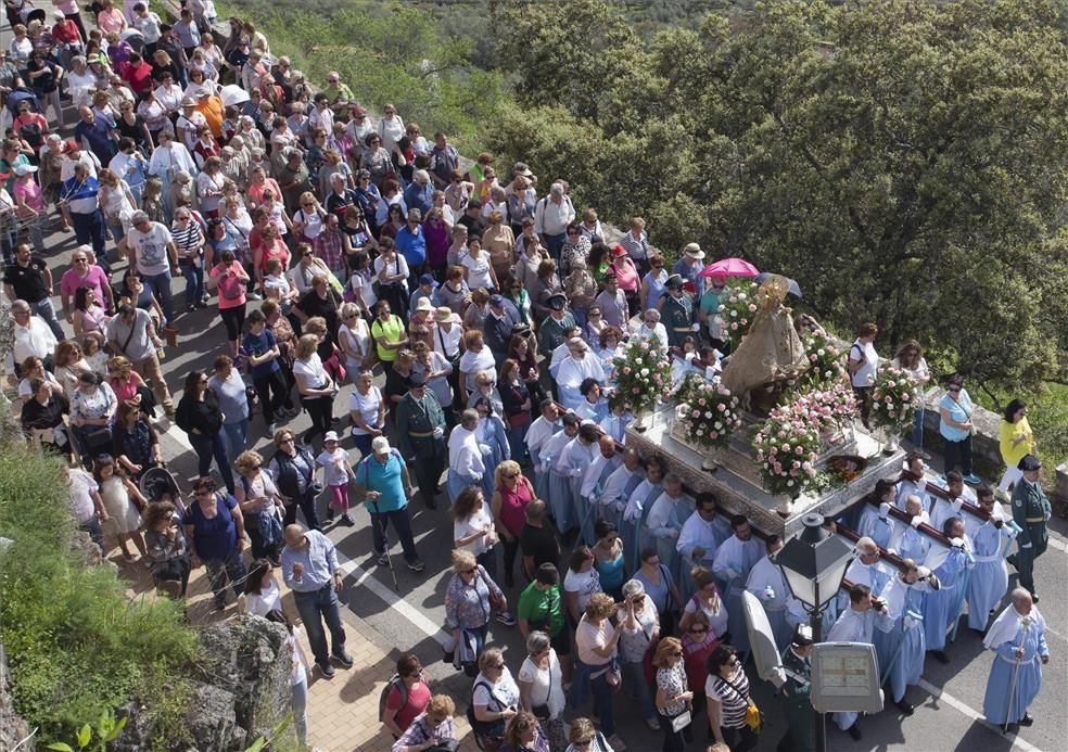 Bajada de la patrona de Cáceres a la ciudad