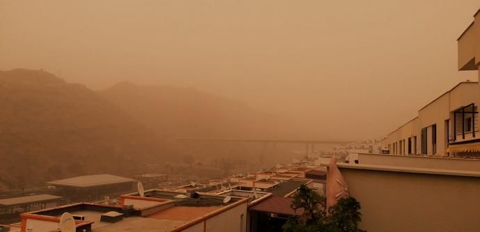Segundo día de intensa calima en Canarias