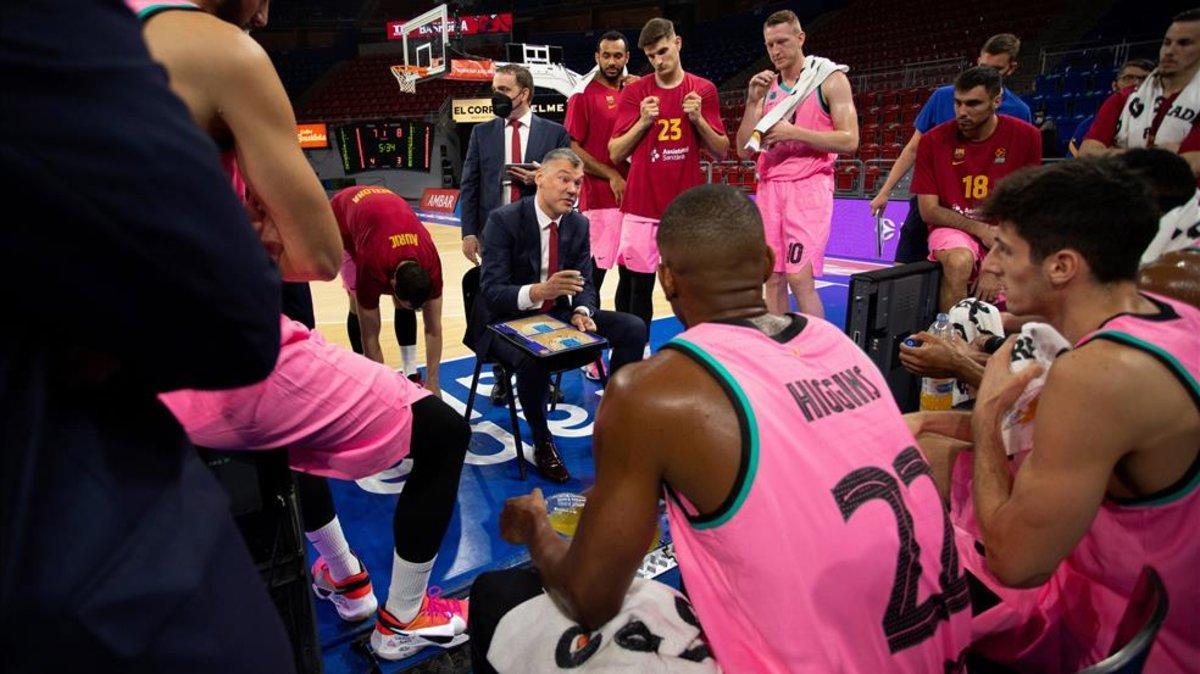 Jasikevicius, durante un tiempo muertoel pasado viernes en Vitoria