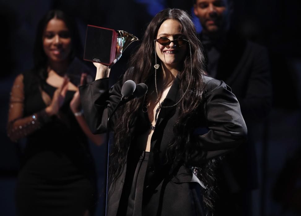 Rosalía arrasa en los Grammy Latino