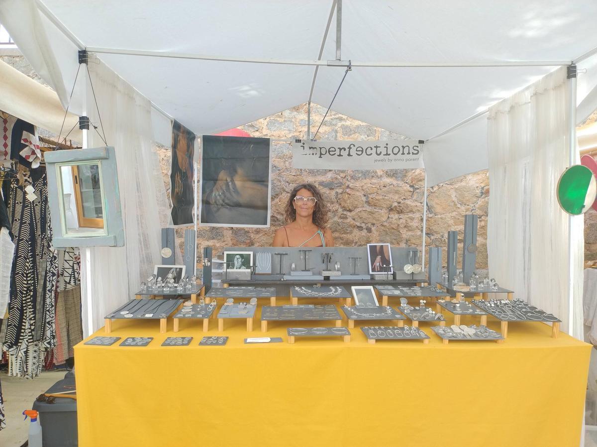 Anna Parent es la presidenta de la Asociación de vendedores del mercadillo de Sant Joan.