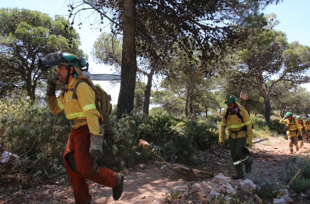 El Infoca realiza un simulacro de incendio entre Benalmádena y Mijas.