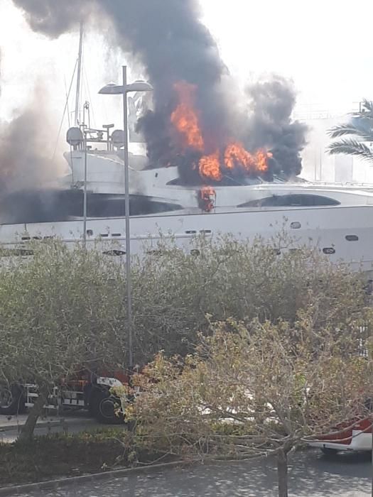 Arde un yate en el puerto pesquero de Alicante