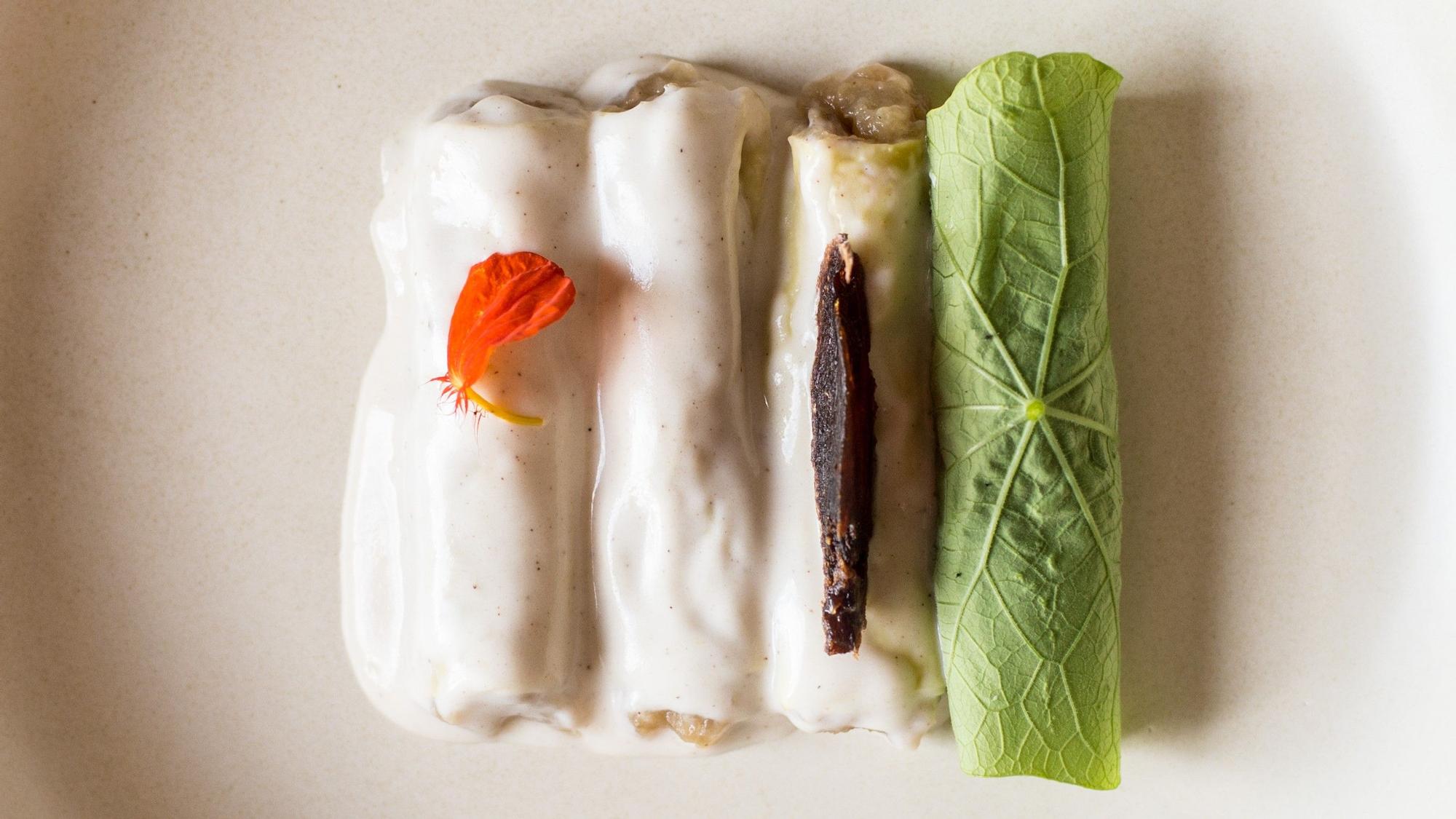 Canelones de tupinambo, 'hoshigaki' y hoja de capuchina de Laura Veraguas.