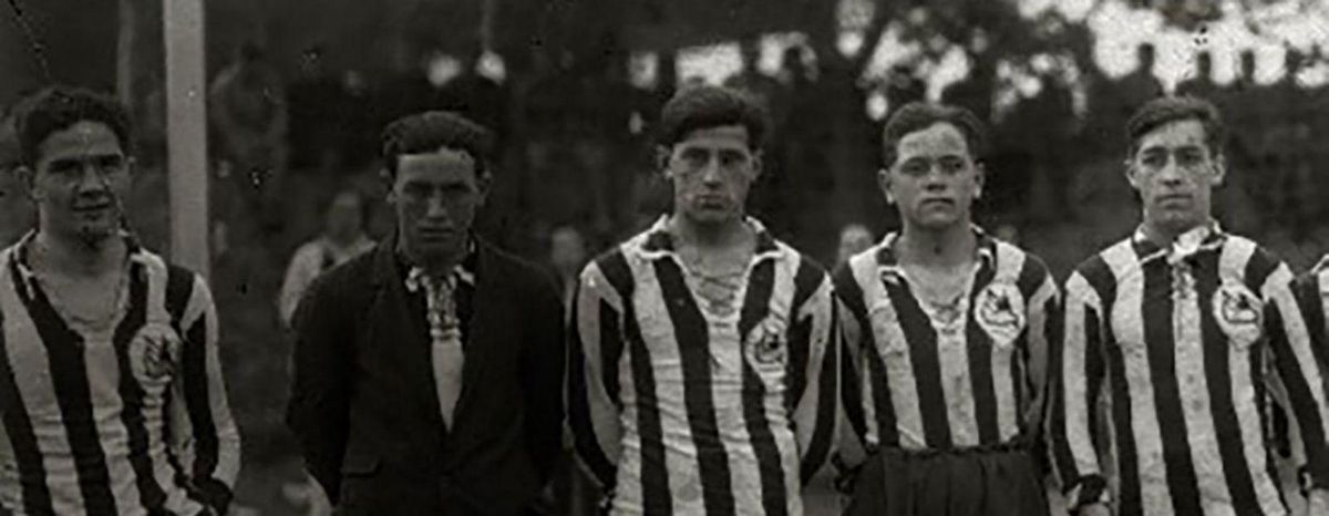 Pelayo y "el error del primer escudo en las camisetas"