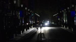 Calles apagadas debido al apagón en la ciudad de Albacete, a 28 de abril de 2025, en Albacete, Castilla-La Mancha (España). Un apagón eléctrico ha asolado España, Portugal y parte de Francia a las 12.30h. de la mañana. Sin saber aún las causas concretas d