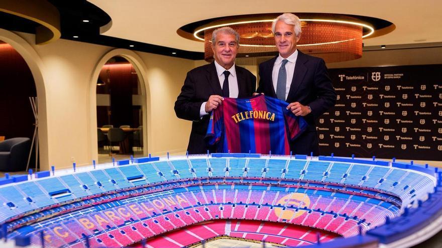 Photo: elperiodico.cat FC Barcelona and Telefónica Sign 5-Year Partnership for Espai Barça and Global TV Distribution