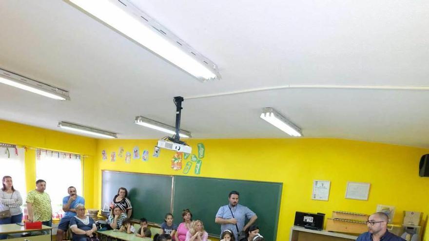 La asamblea de madres y padres del colegio público de Figaredo.