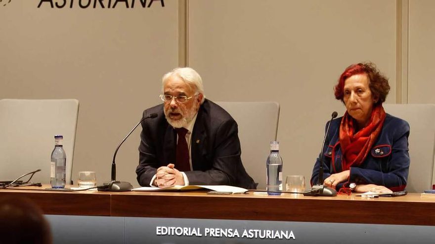 Por la izquierda, Francisco Fernández-Guisasola e Inmaculada González-Carbajal.