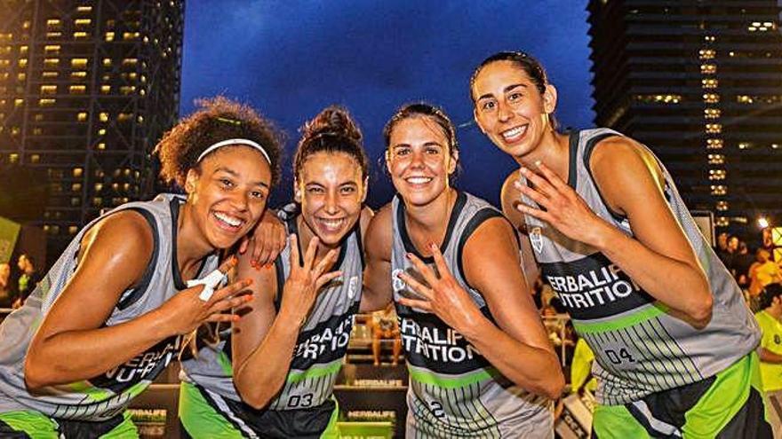 Bàsquet Georgina Bahí    i Helena Oma guanyen les Sèries 3x3 a  Barcelona