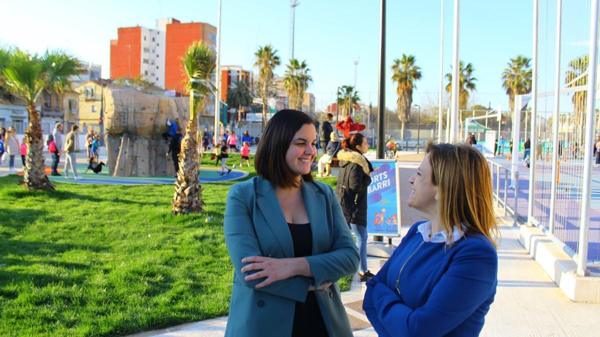 Sandra Gómez y Pilar Bernabé visitaron las actividades organizadas en el marco del Día Internacional del Deporte en el nuevo espacio deportivo de El Cabanyal.