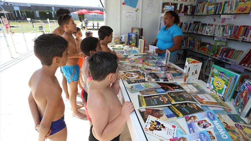 Un verano sin bibliopiscina debido al retraso del contrato