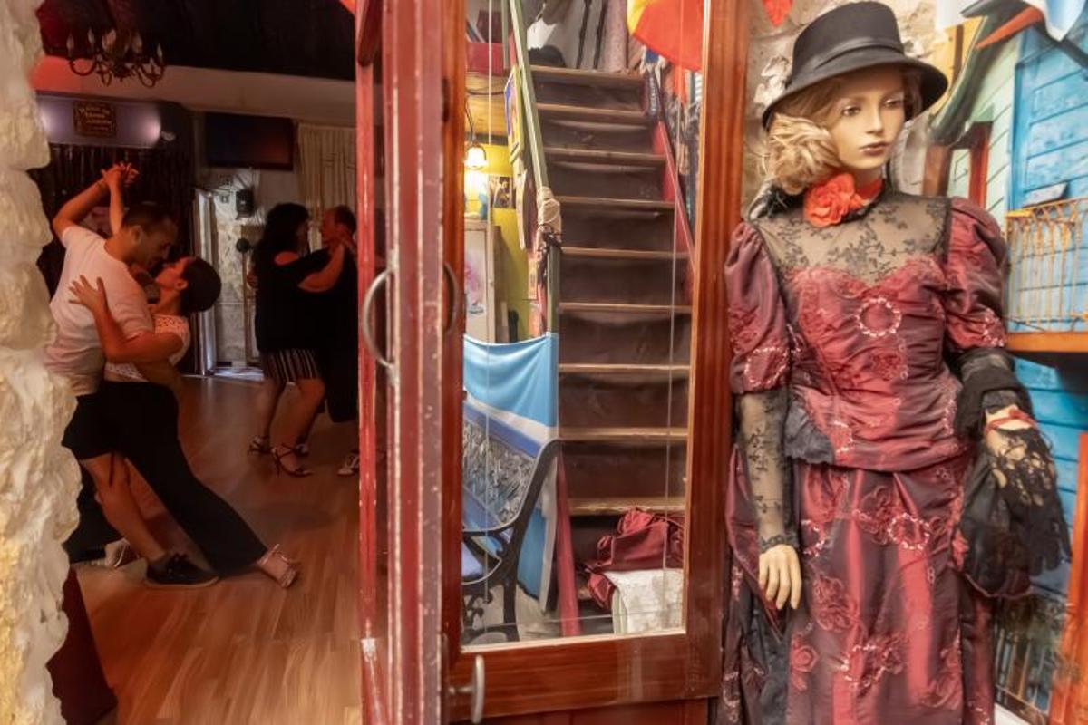 Un último baile en "la casita" del tango