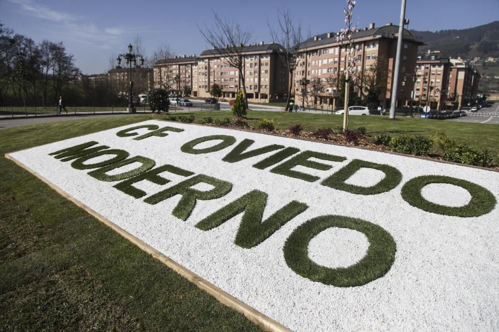 Inauguración de una nueva rotonda en honor al Oviedo Moderno