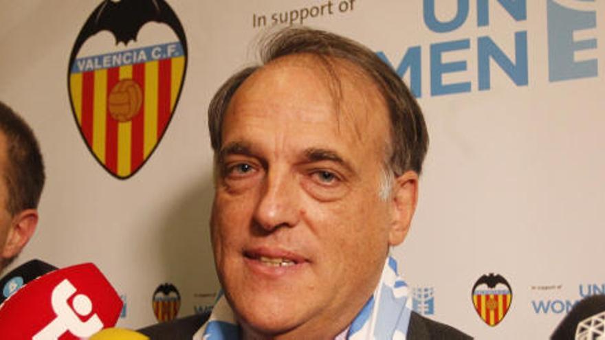 Tebas pide perdón al fútbol femenino