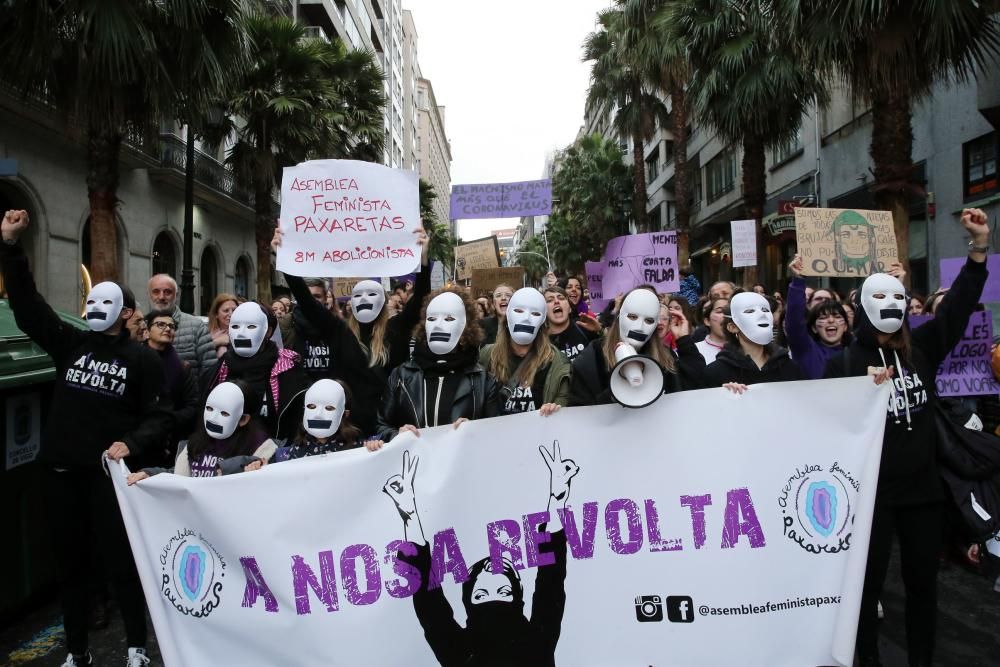 Decenas de miles de viguesas y vigueses vuelven a manifestarse este 8M para reclamar cambios en el sistema.