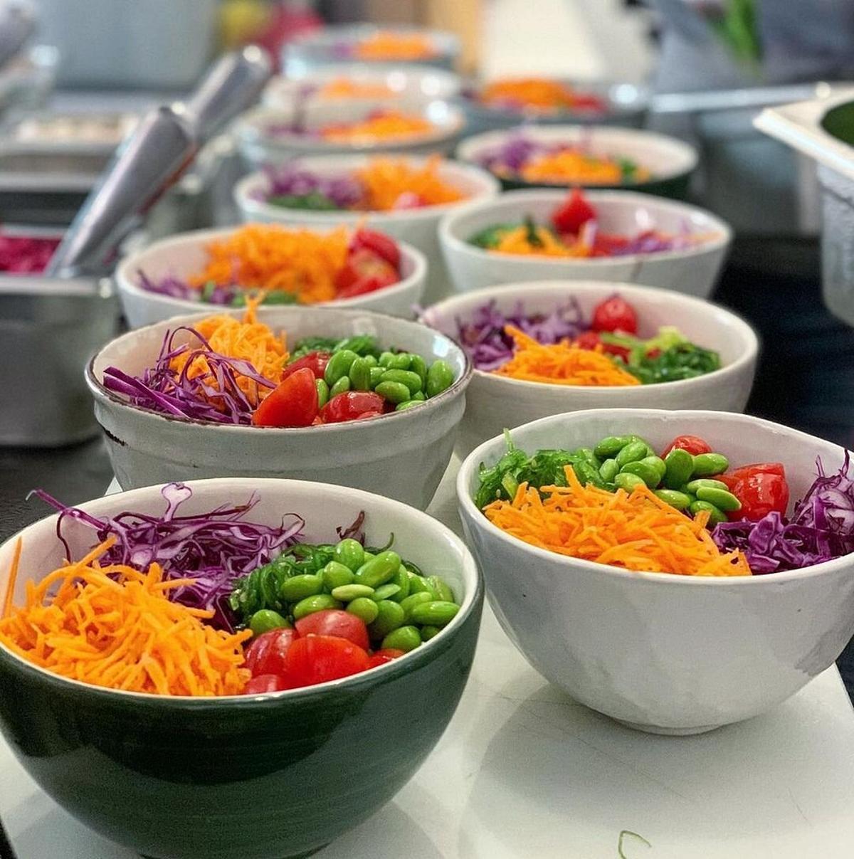 Los poke bowls de Bachaco se consolidan como una opción saludable e imprescindible en la capital