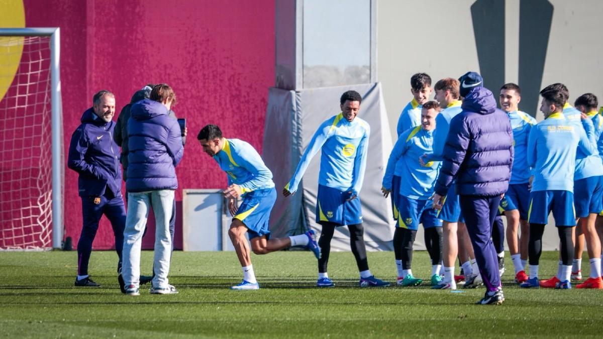 Joao Cancelo 2.0: Primer entrenamiento del luso a las órdenes de Hansi Flick.