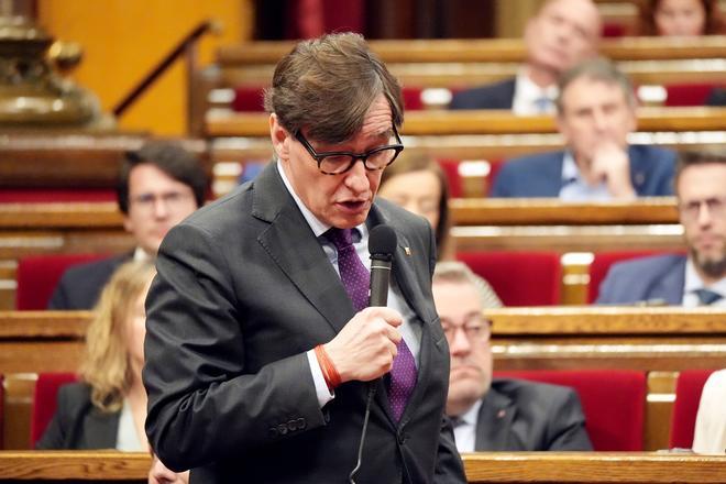 Illa defiende que el PSC está "libre de corrupción" ante las dudas de la oposición sobre su campaña de 2024