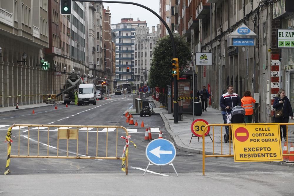 Caos circulatorio junto al "solarón" por las obras en Marqués de San Esteban.