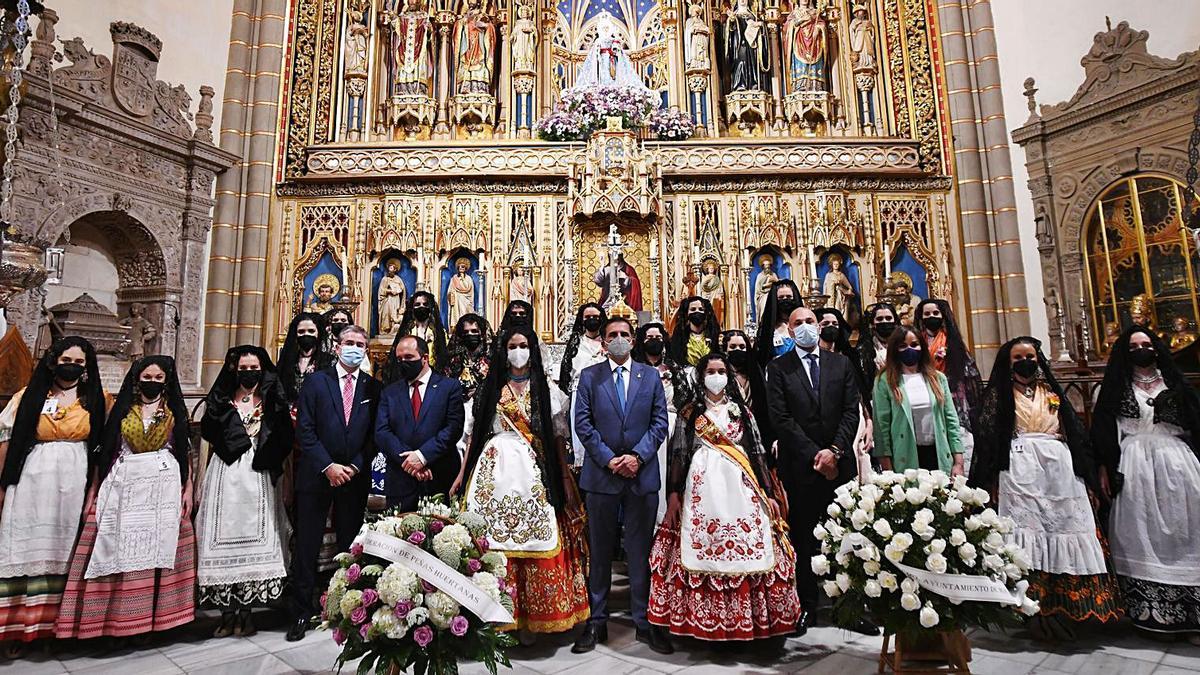 Flores para la Virgen de la Fuensanta.