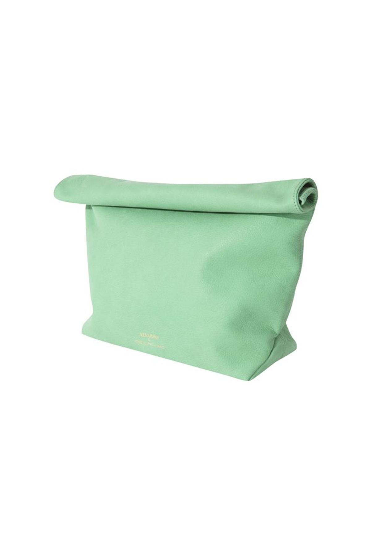 Alvarno by The Lunch Bag, en color verde agua
