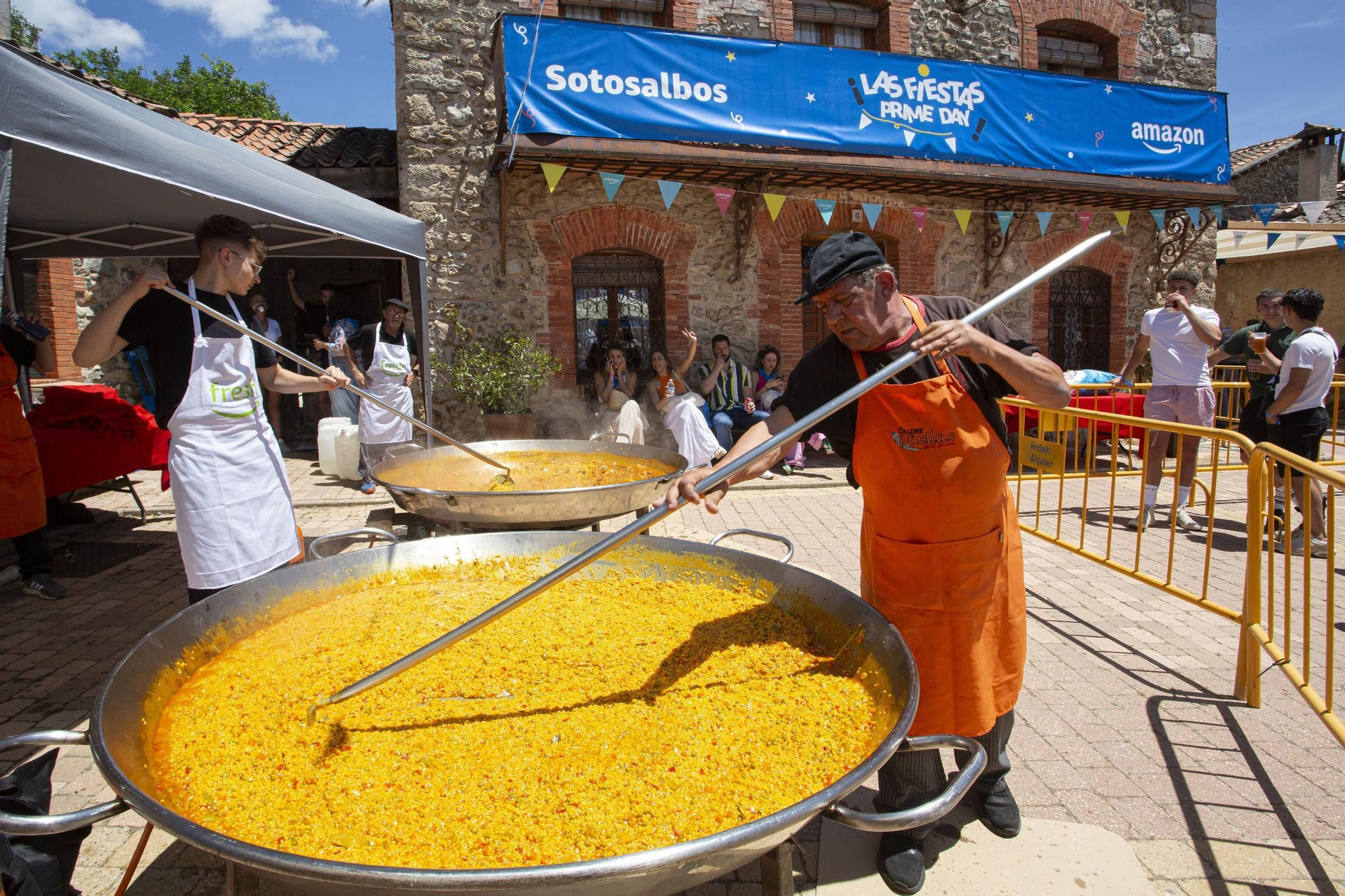 Comida popular durante Las Fiestas Prime Day 2023 en Sotosalbos (Segovia)