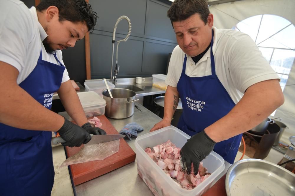 Portonovo se llena de ambiente con la Festa da Rai