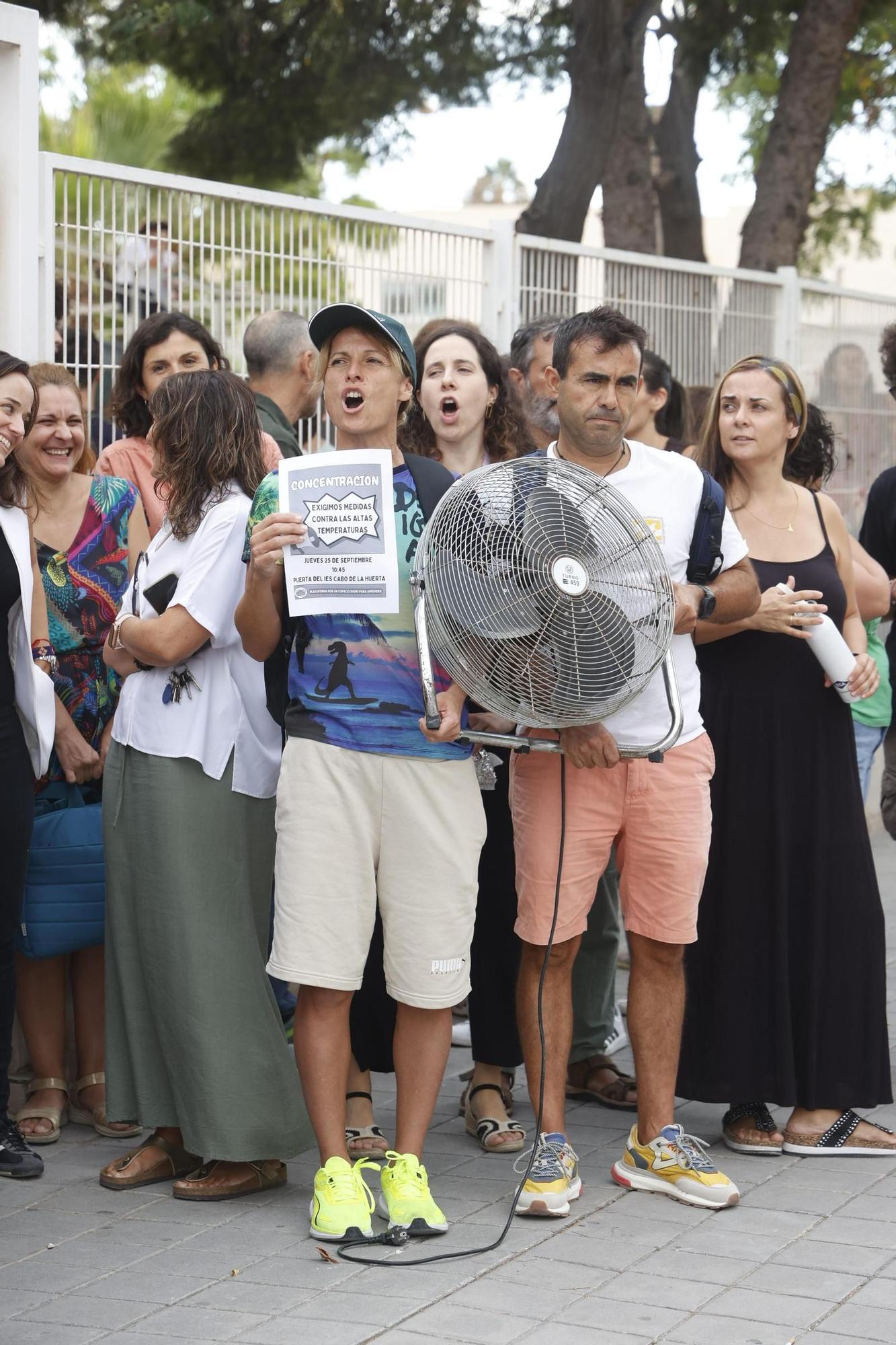 Continúan las protestas por el calor en los colegios de Alicante