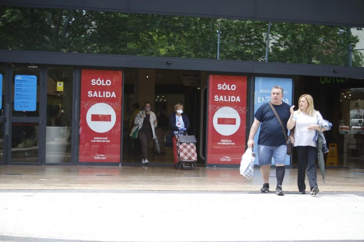 Los centros comerciales de Zaragoza reabren sus puertas