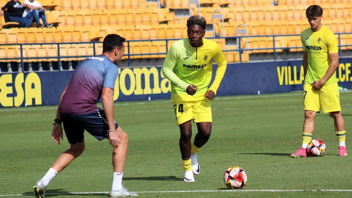 Igor Oyono, joven delantero del juvenil del Villarreal, ha sido citado para disputar el Mundial sub-17.